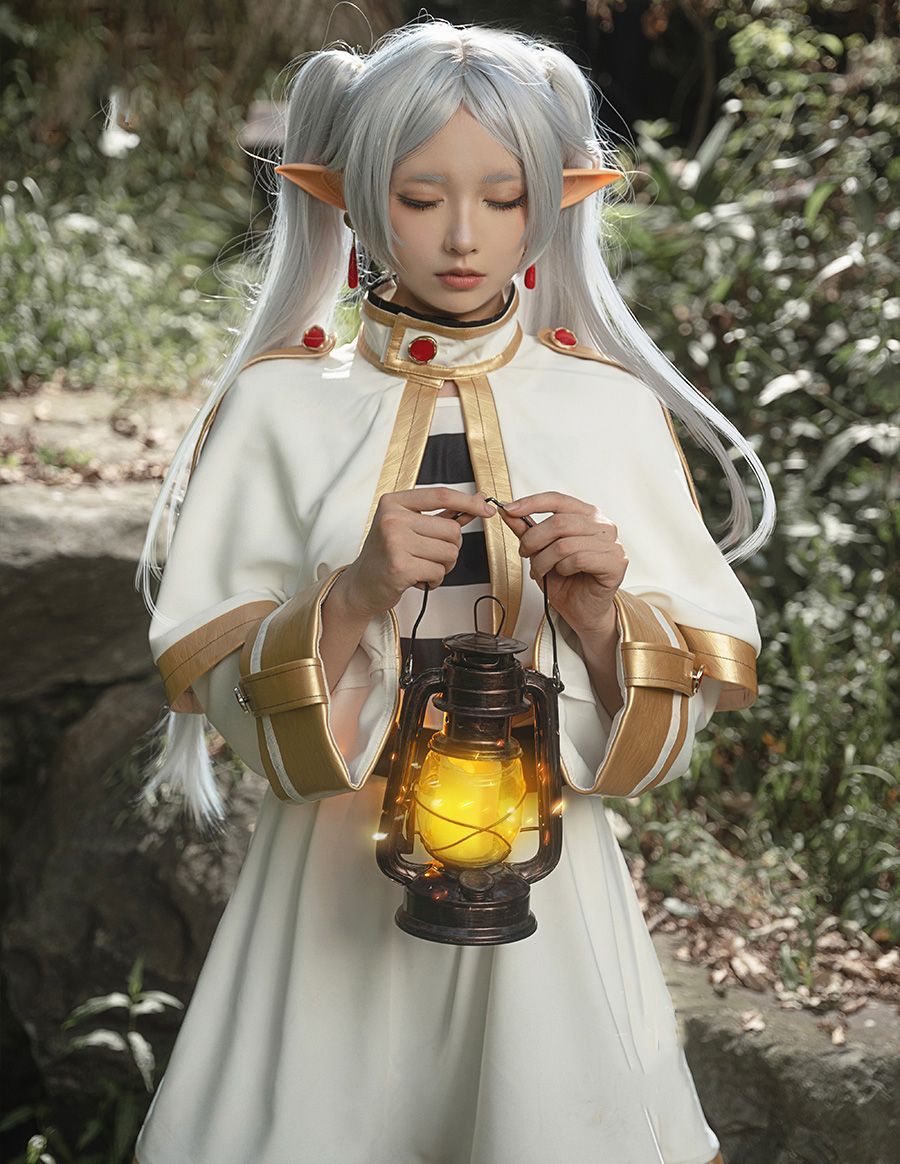 葬送のフリーレン コスプレ 衣装 フリーレン 仮装 耳付き 魔法使 コスプレ 服 変装 Cosplay コスチューム 制服 男女兼用 ハロウィン クリスマス 大人 アニメ イベント 学園祭 文化祭 人気 アニメ 周辺 グッズ 漫遊展 超かわいい