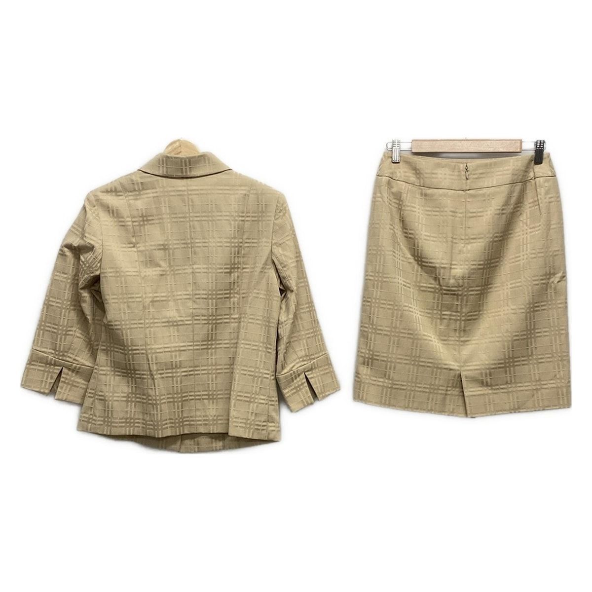 Burberry LONDON バーバリーロンドン スカートスーツ レディース - ベージュ チェック柄