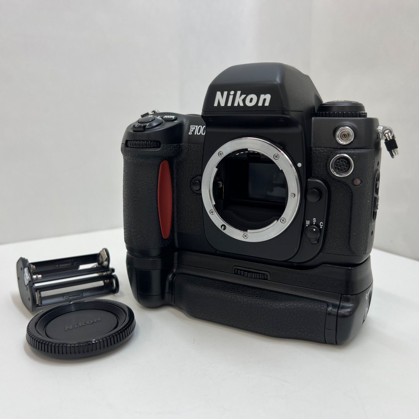 000924 Nikon F100 グリップ付き ニコン ボディ
