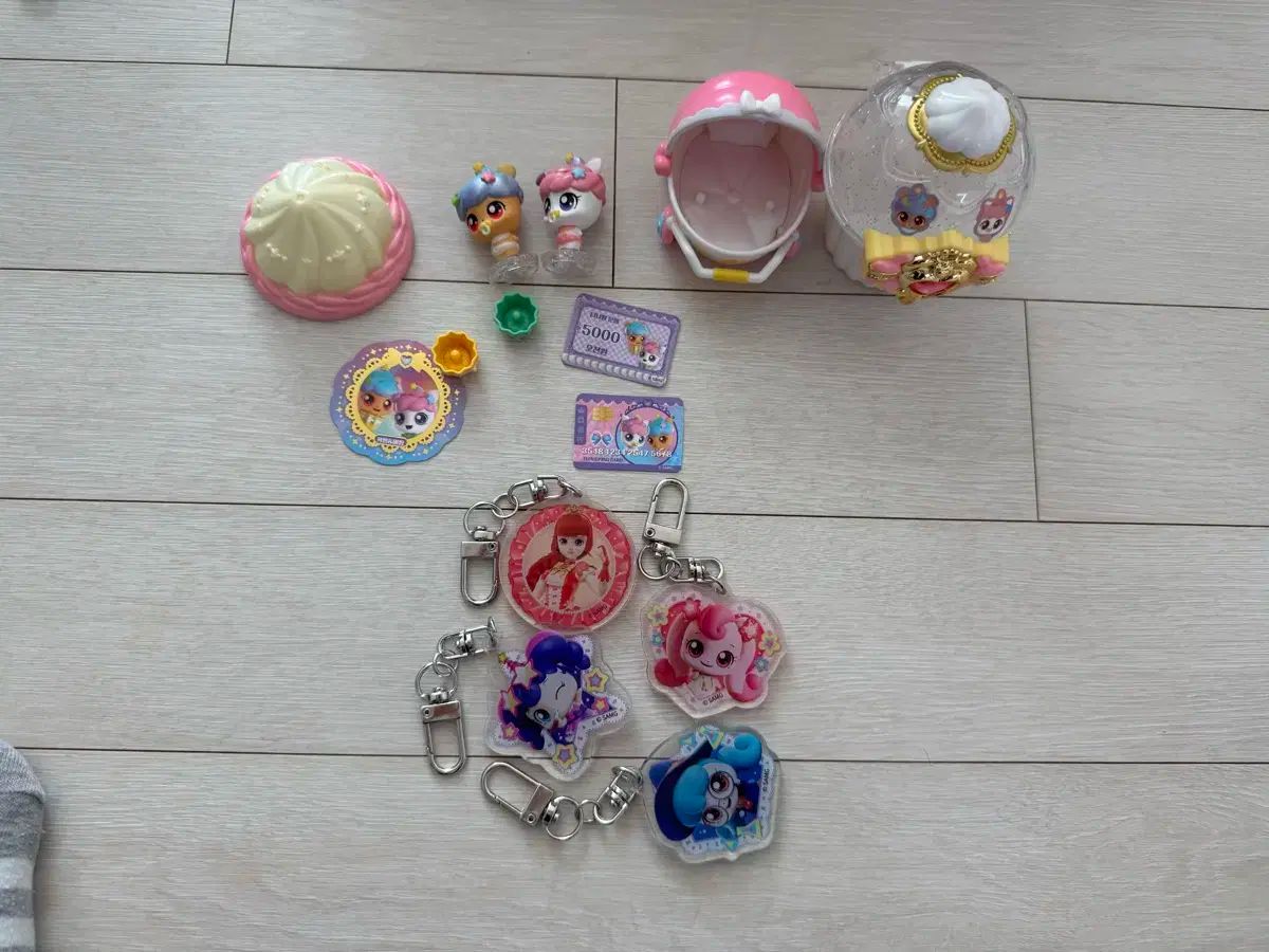 ティニッピング カッピングマフィング フィギュア ＋ キーリング
