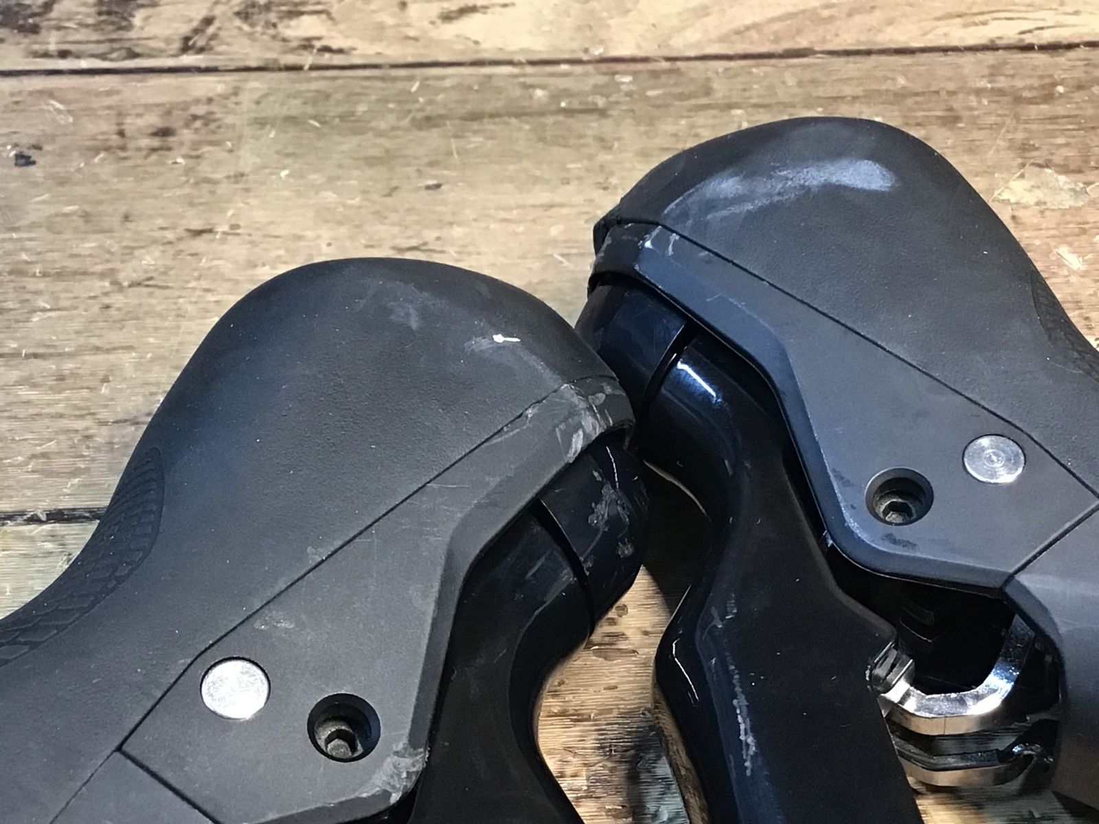 未使用品　SHIMANO 105 ST-R7020油圧 STI 2x11S SHIMANO / ST-R7020（油圧ディスク用STIレバー 2x11speed