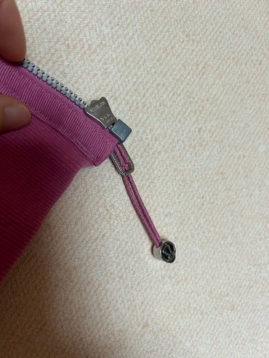 スキューバ ピンク