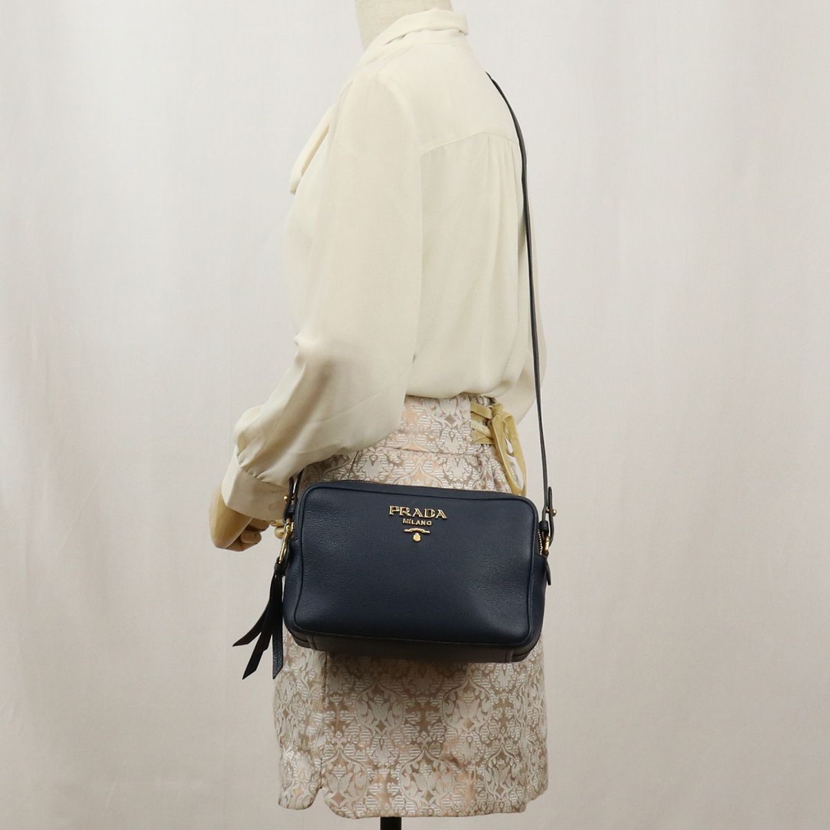 PRADA プラダ ショルダーバッグ 1BH082 2BBE F0216 斜め掛け 