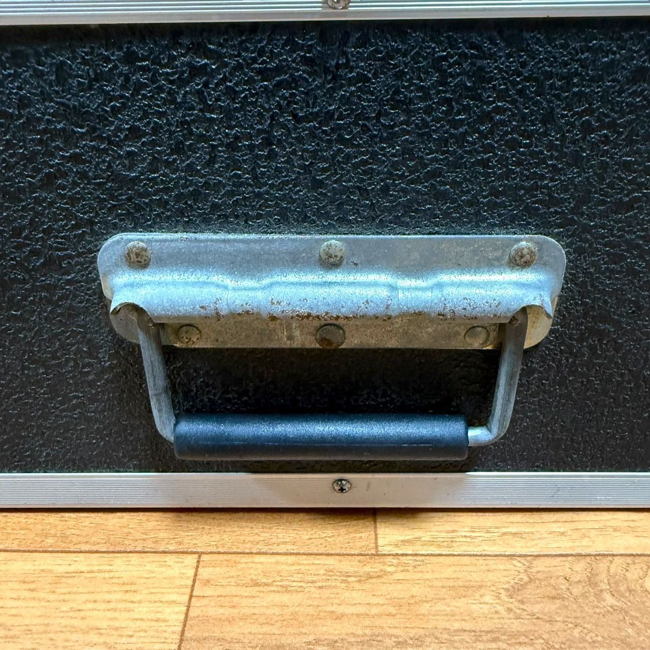 B 4Uラックケース 内寸 38×48×18 cm 外寸 50×50×20 cm B☆送料無料 4Uラックケース 内寸 38×48×18 cm ネジ付き 外寸 50