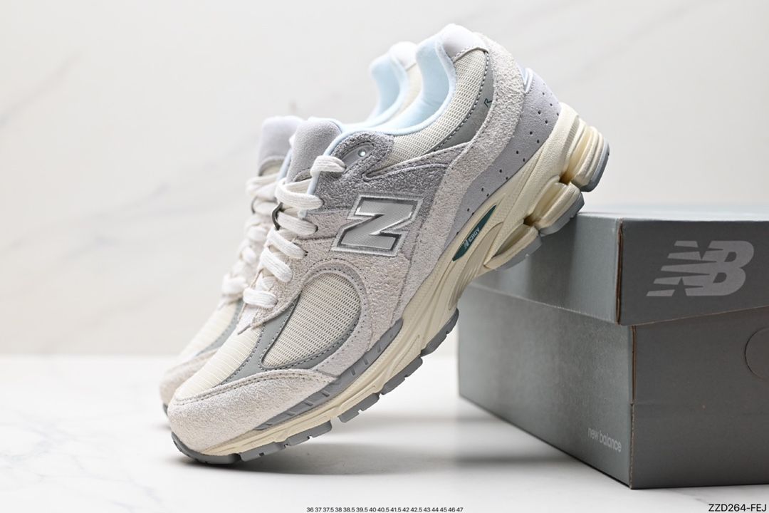 【NEW BALANCE】 ニューバランス M2002REK(D) M2002R M2002REK OFF WHITE