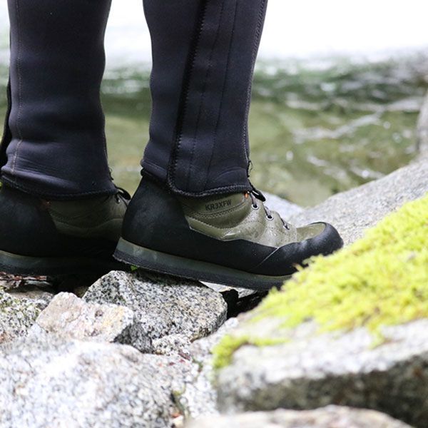 WIDE 渓流シューズ