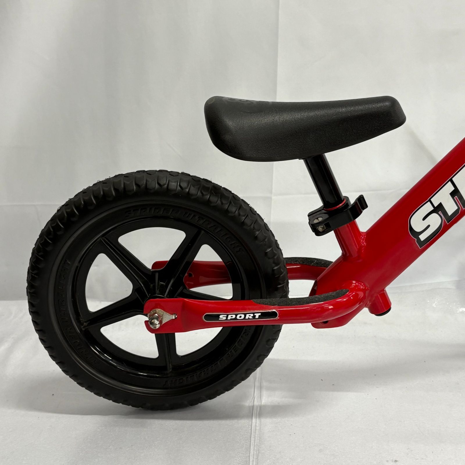 美品 STRIDER 12 SPORT ストライダー スポーツ バランスバイク