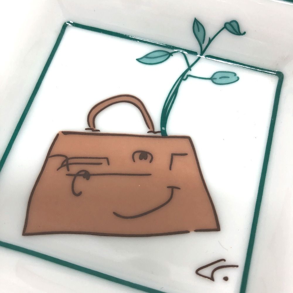 HERMES ケリードール　アッシュトレイ　小物入れ　フランス　プレート エルメス アッシュトレイ ケリードール 灰皿 陶器 ホワイト 新品