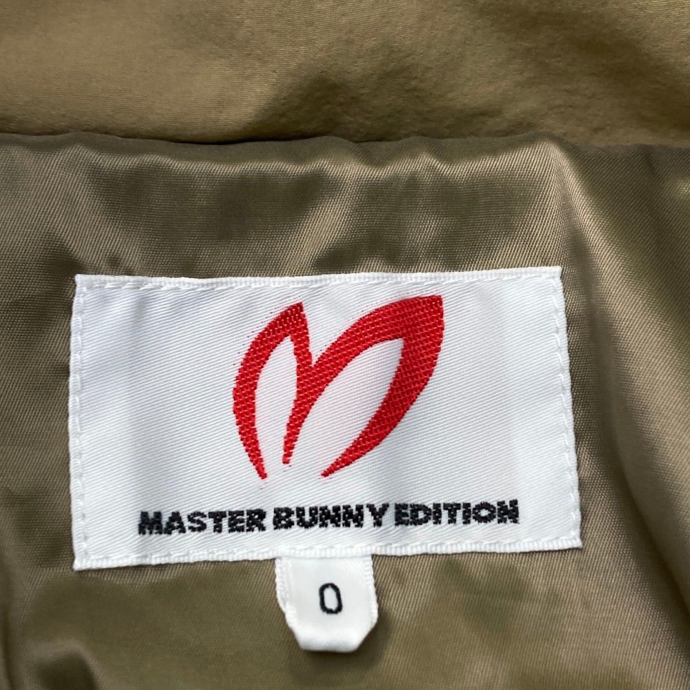 サイズ：0 MASTER BUNNY EDITION マスターバニーエディション 2023年モデル 裏地付 中綿 ジップジャケット  ベージュ系 [240101461434] ゴルフウェア レディース ストスト サイズ：0 MASTER BUNNY EDITION マスターバニーエディション