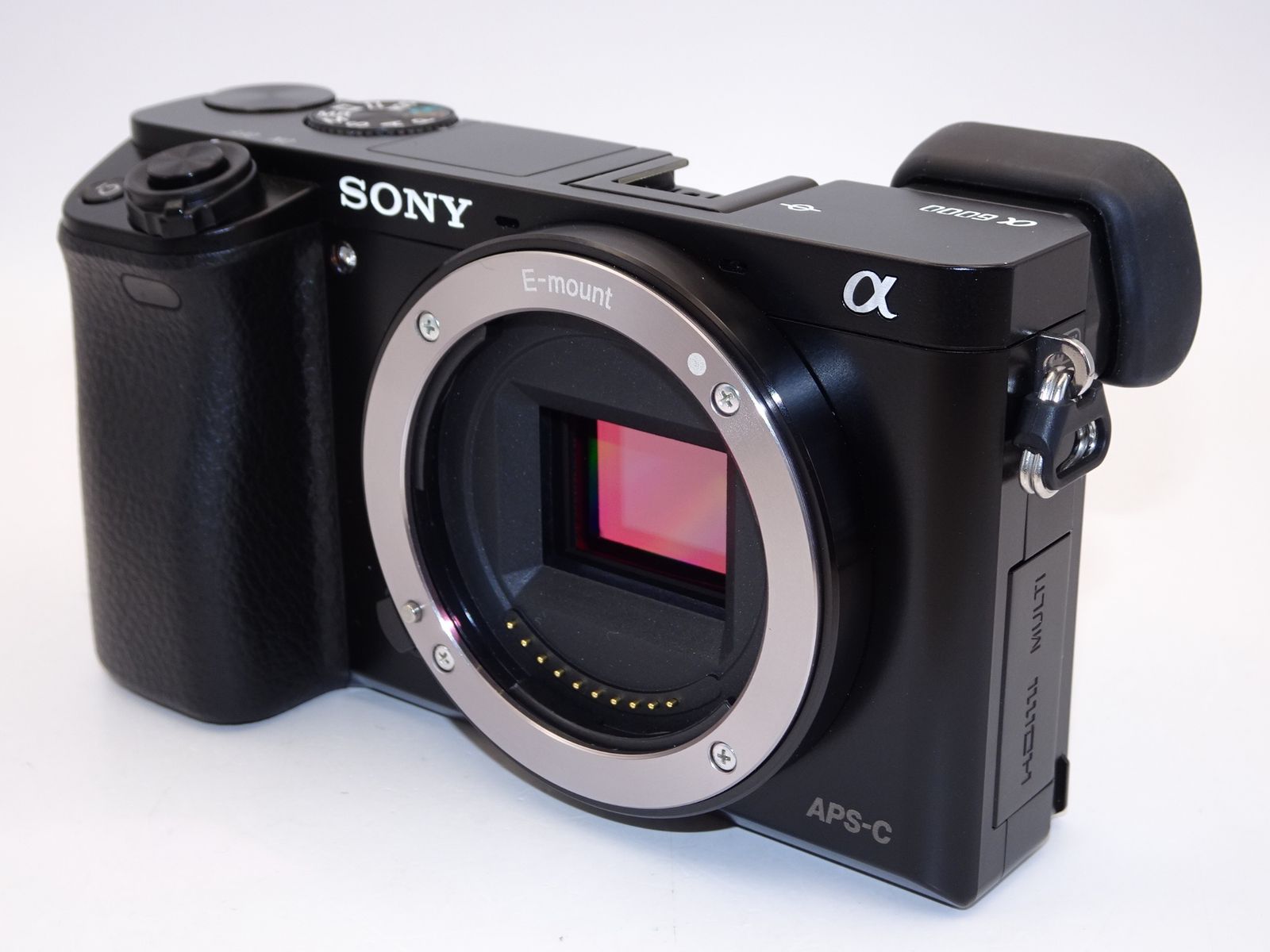α6000