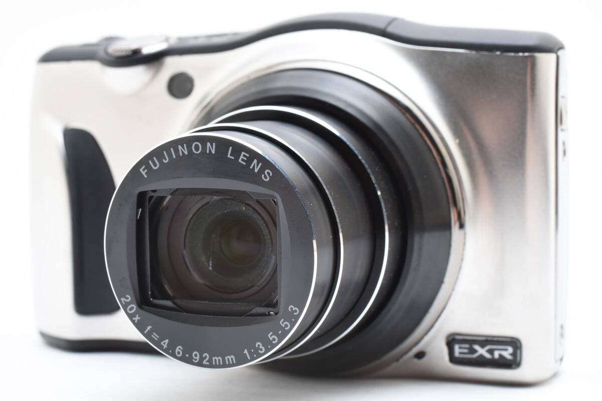 Canon　IXY　Digital800IS＆ 専用防水ケース付き Canon IXY Digital800IS＆ 専用防水ケース付き （逆輸入 Amazon