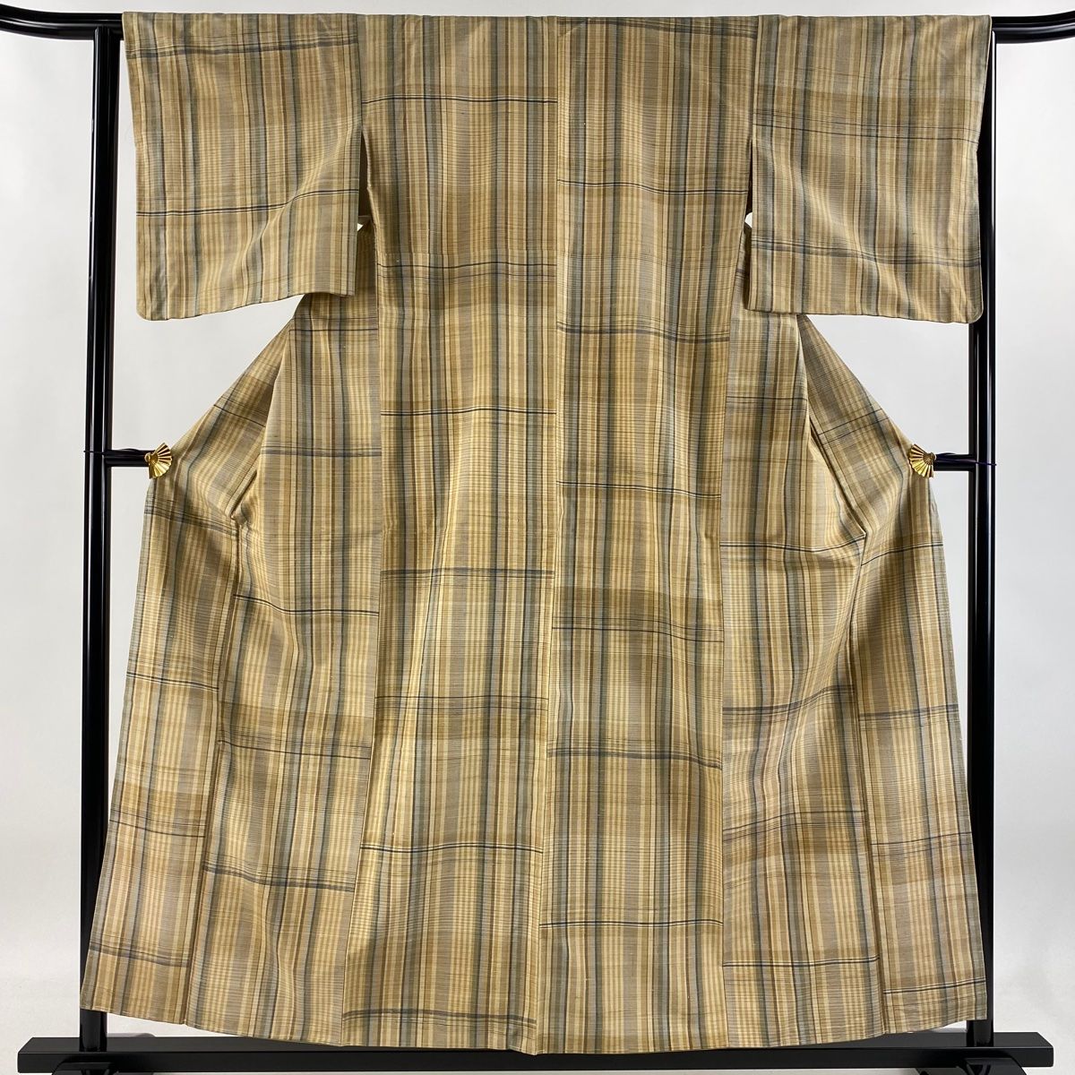 紬 身丈157.5cm 裄丈63cm S 袷 縞 格子 薄茶色 正絹 秀品