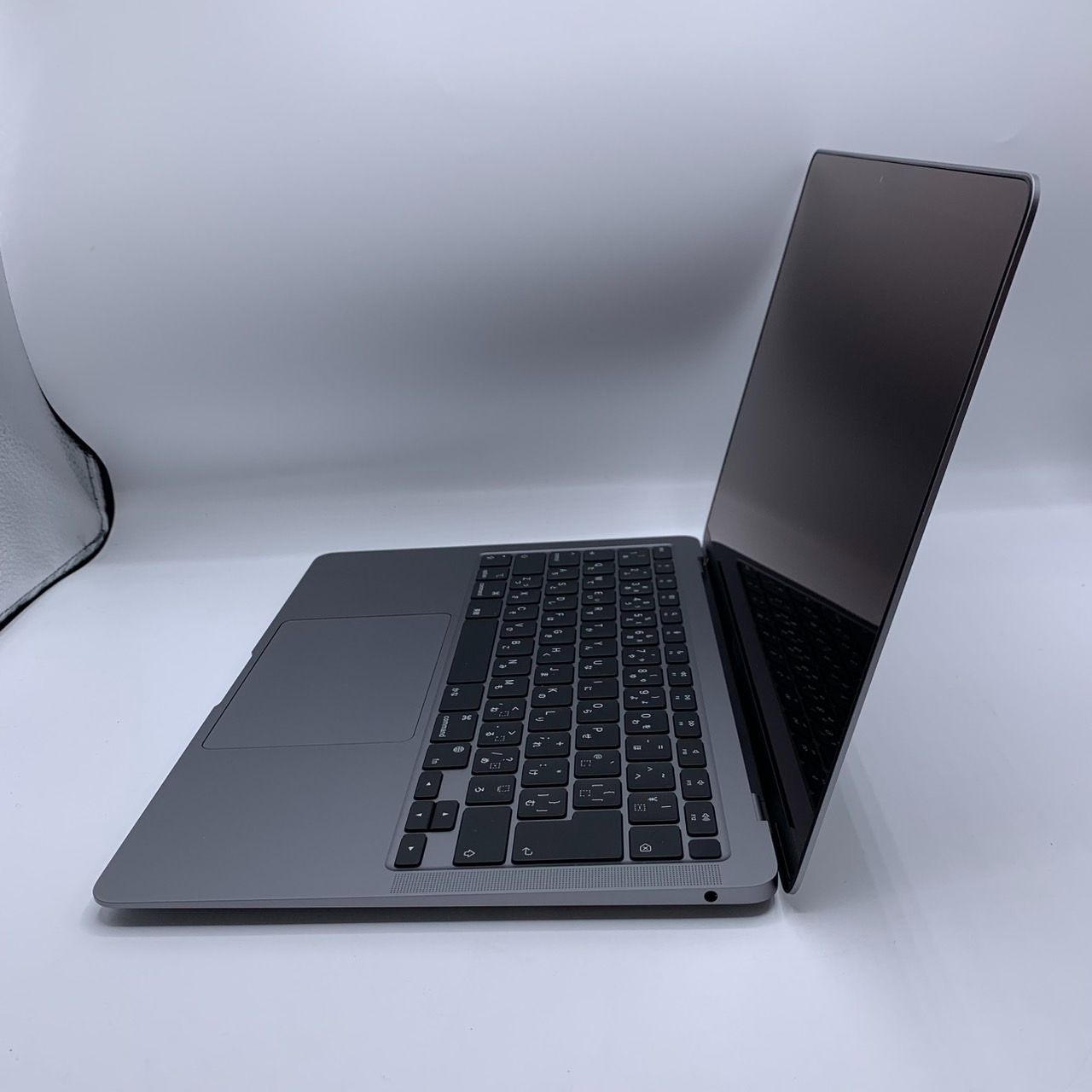 美品 充放電回数11回！ MacBook  アップル MGN63J/A 55.【充放電回数11回】Apple MacBook Air(M1 2020) Retina