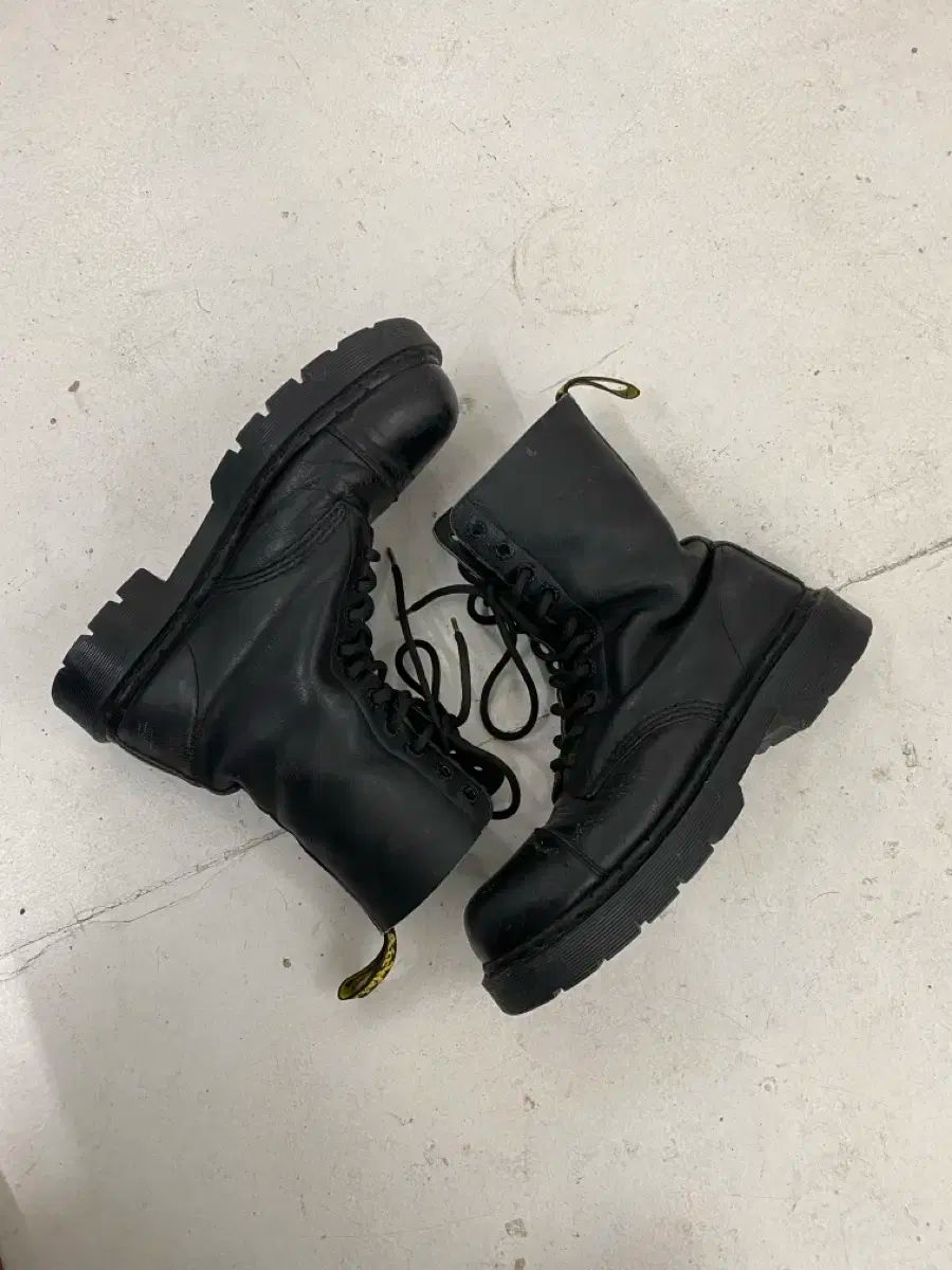 DR. MARTENS(ドクターマーチン) 10 笏 ブーツ 黒 270size