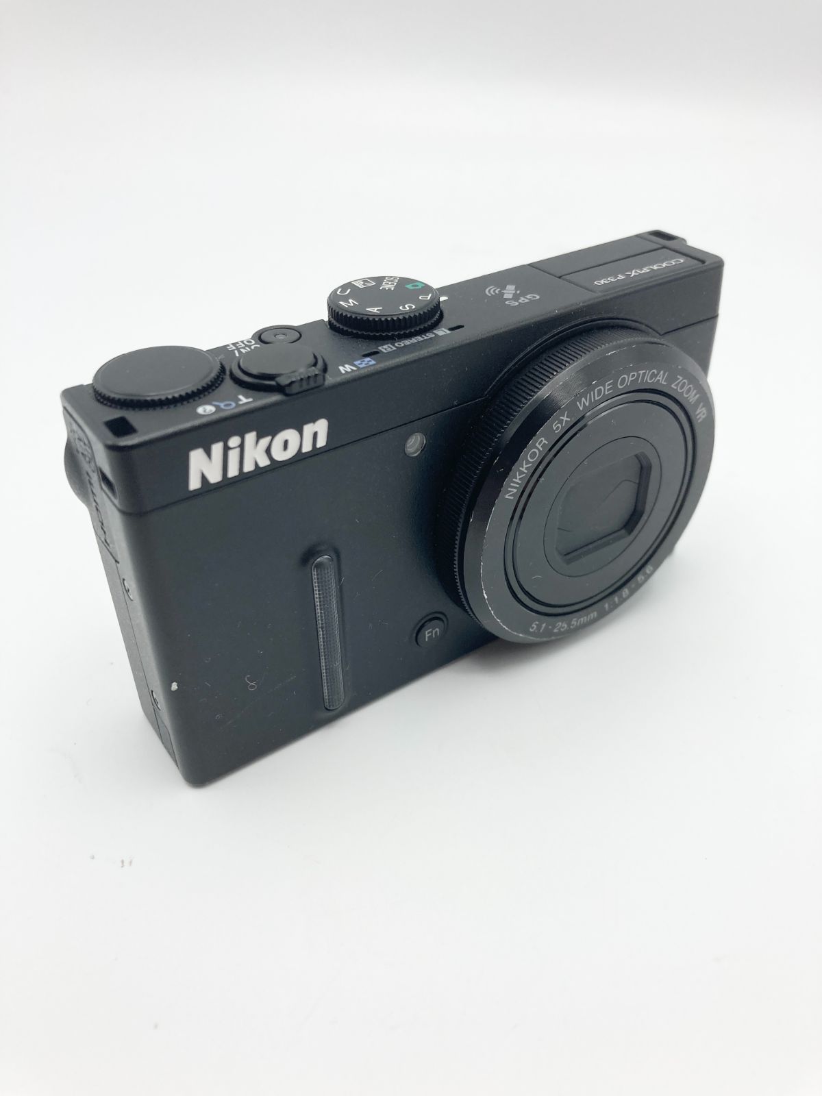 格安販売中 Nikon デジタルカメラ COOLPIX ブラック P330 開放F値1.8