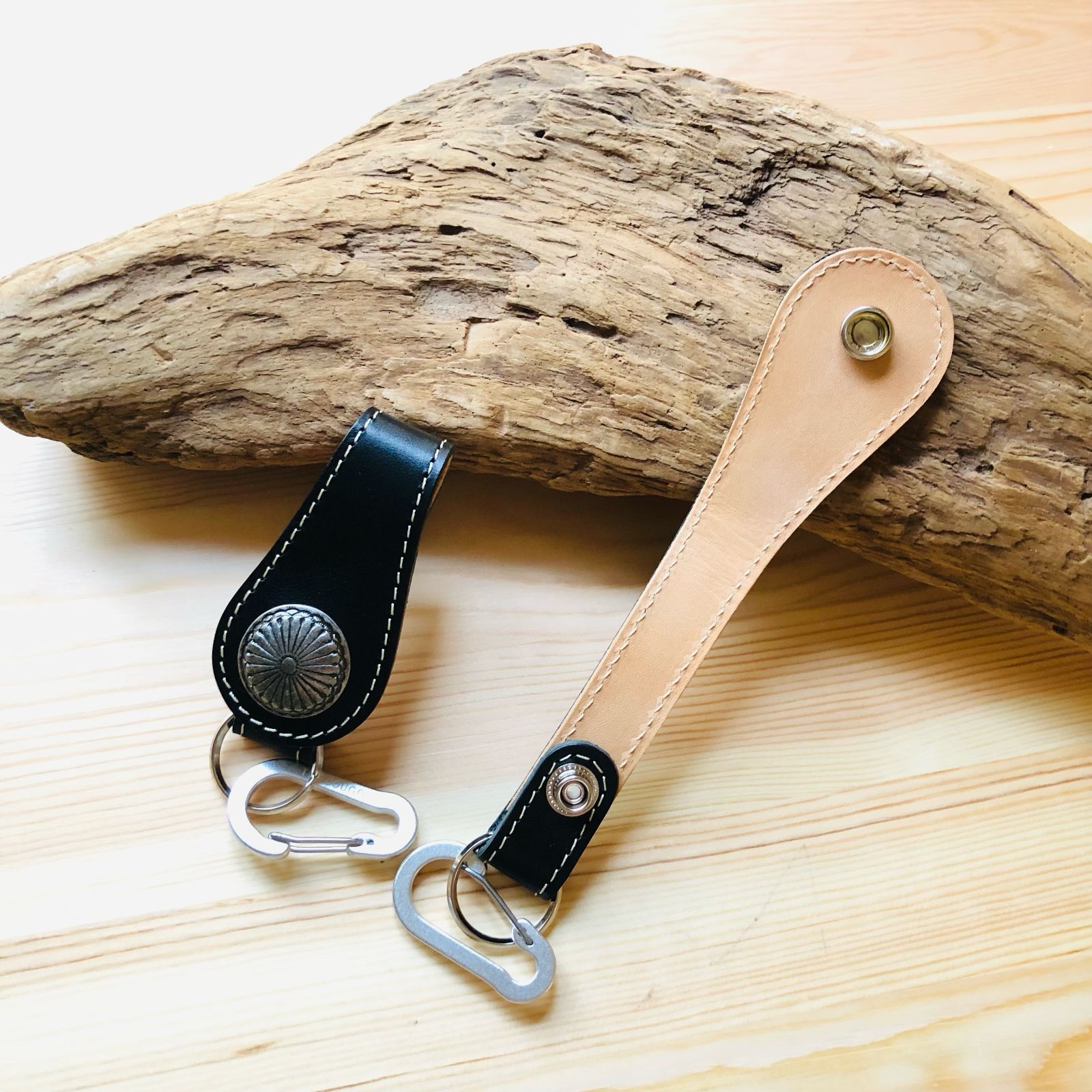 ベルトループ・コンチョ カラビナ付き 栃木レザー 本革