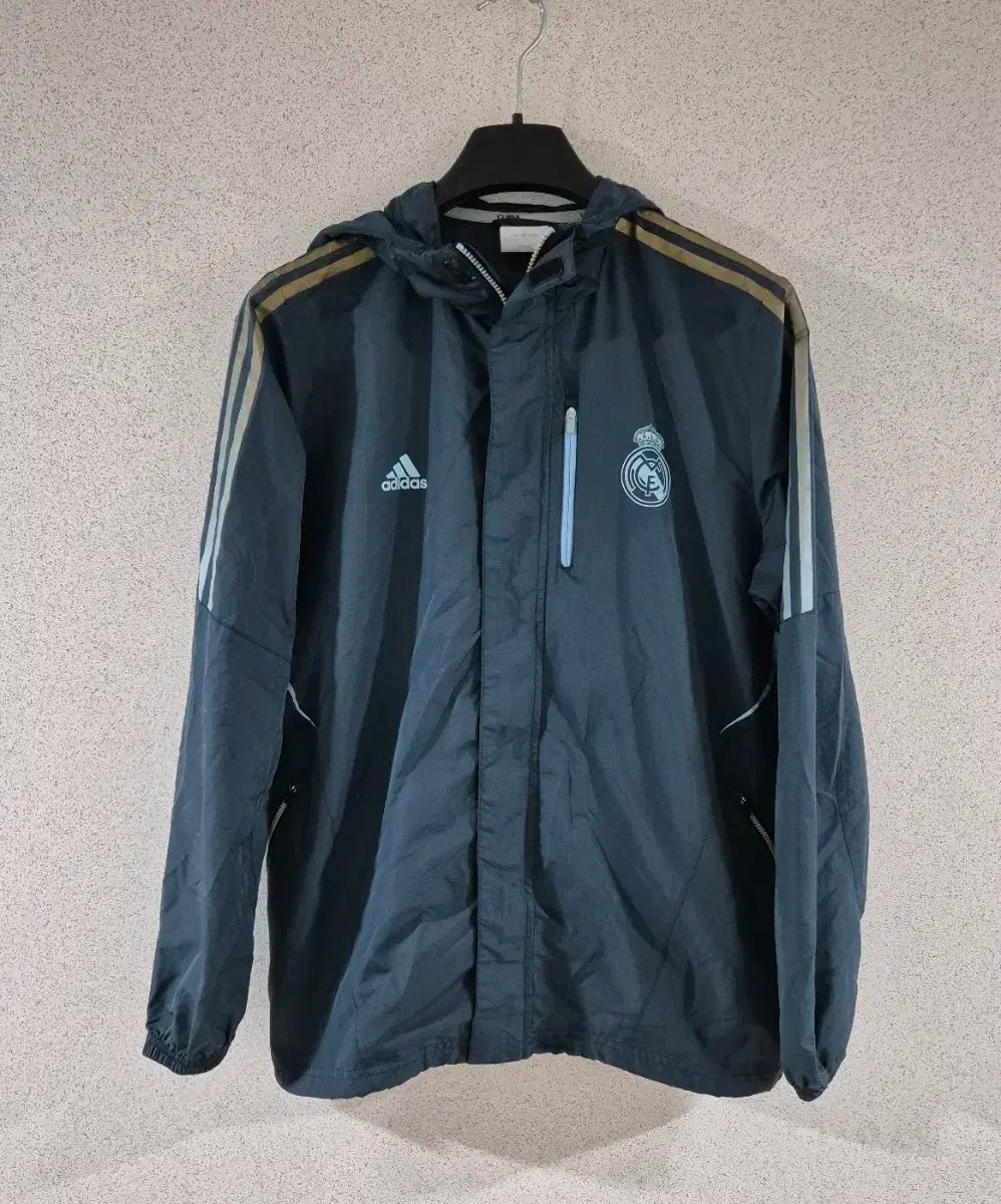 レアルマドリード adidas(アディダス) ウィンドブレーカー
