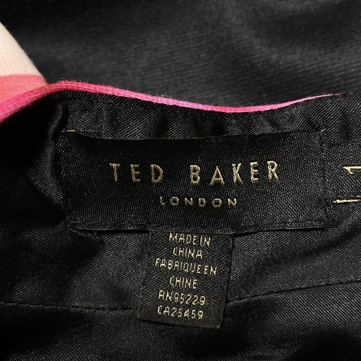 英国ブランドTED BAKERワンピース　サイズ5 TED BAKER - TED BAKER(テッドベイカー) ワンピース サイズ1 S