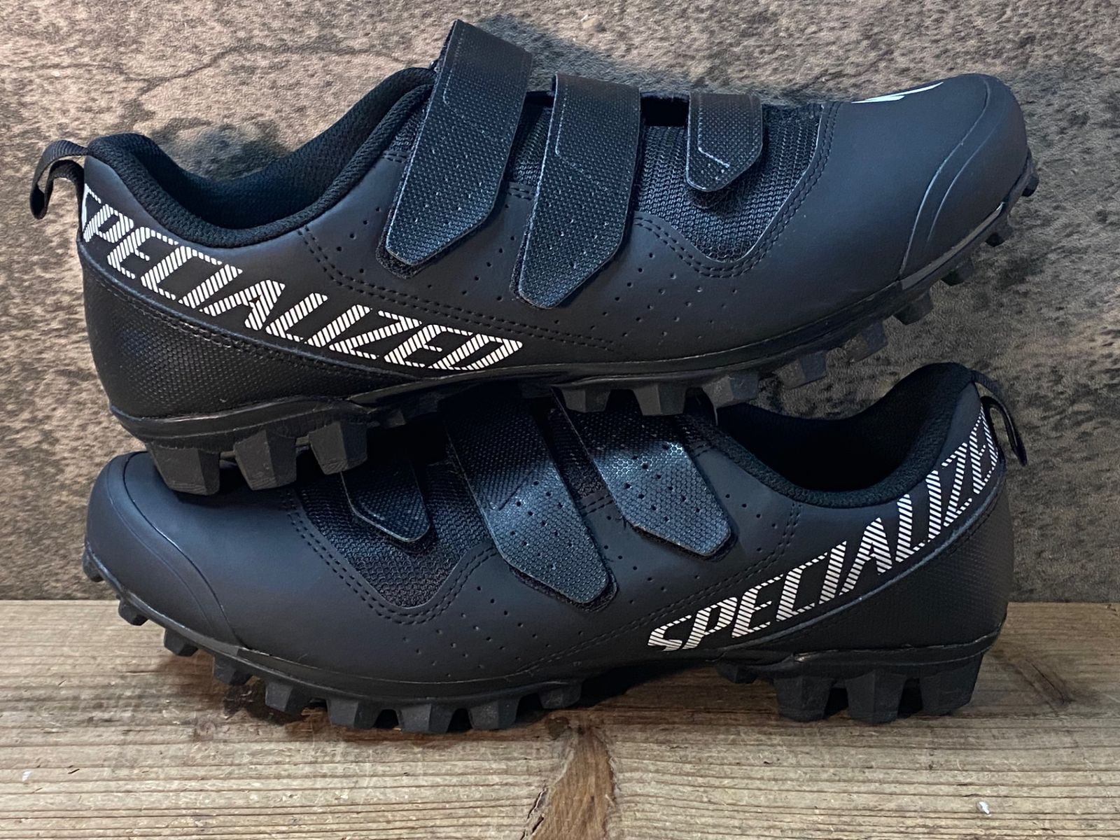 JM420 スペシャライズド SPECIALIZED RECON 1.0 MTB ビンディングシューズ 黒 EU43 SPD BRIGHTFACE_UK