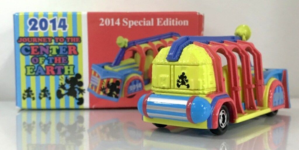 タカラトミー トミカDisney Vehicle Collection センター・オブ・ジ