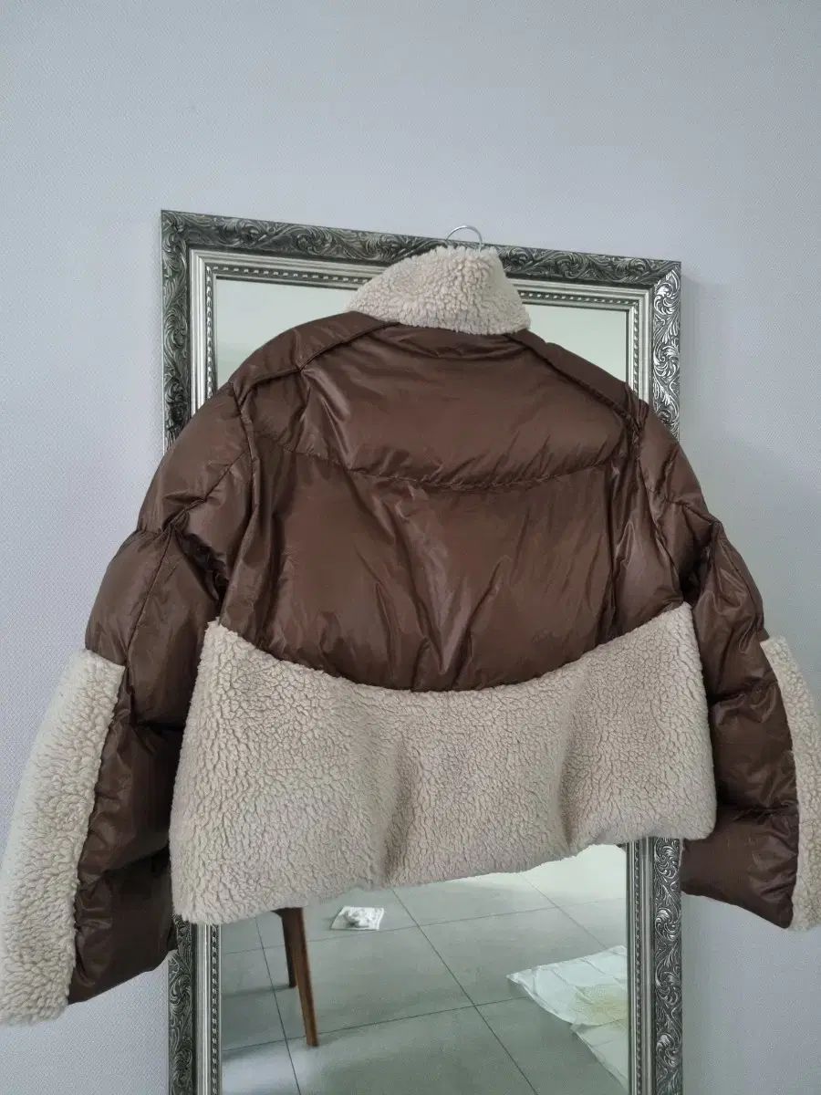 ダウン ブルゾン