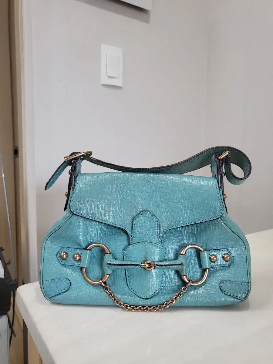 本物 GUCCI(グッチ) ショルダーバッグ 本物 GUCCI(グッチ) ショルダーバッグ