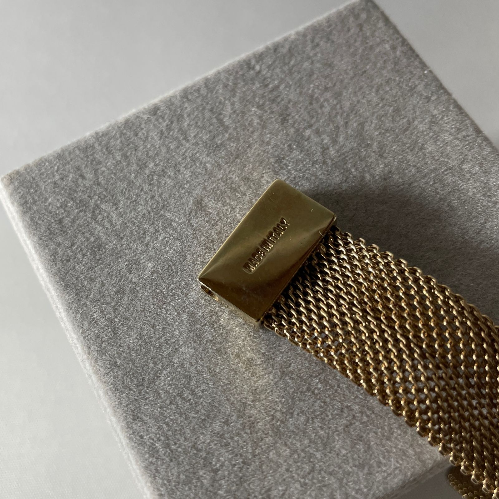 2504-126｜グッチ バングル ゴールド メッシュ - メルカリ