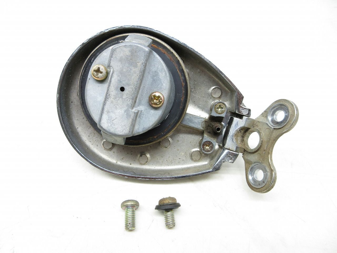 メインキー|タンクキャップ|シートロック|メットホルダー 鍵1本付