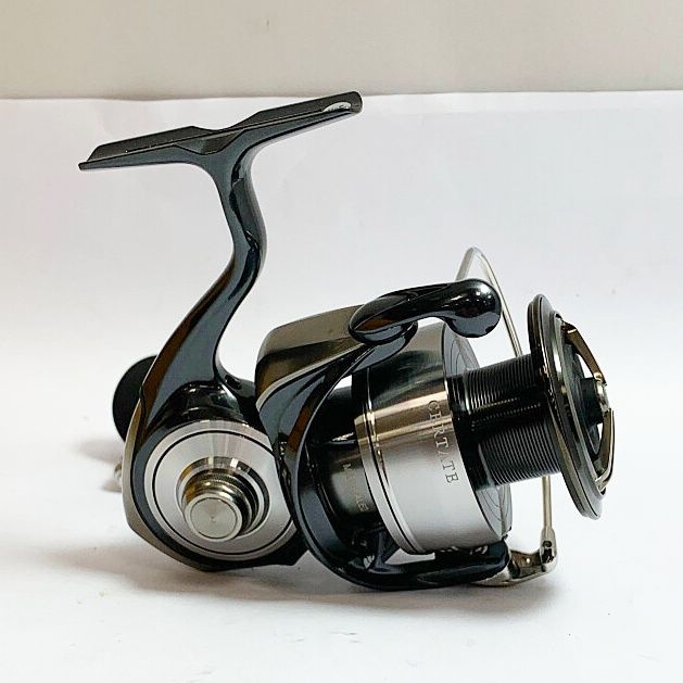 未使用 ダイワ 24セルテート LT5000D DAIWA ダイワ 24 セルテート LT5000D-CXH スピニングリール