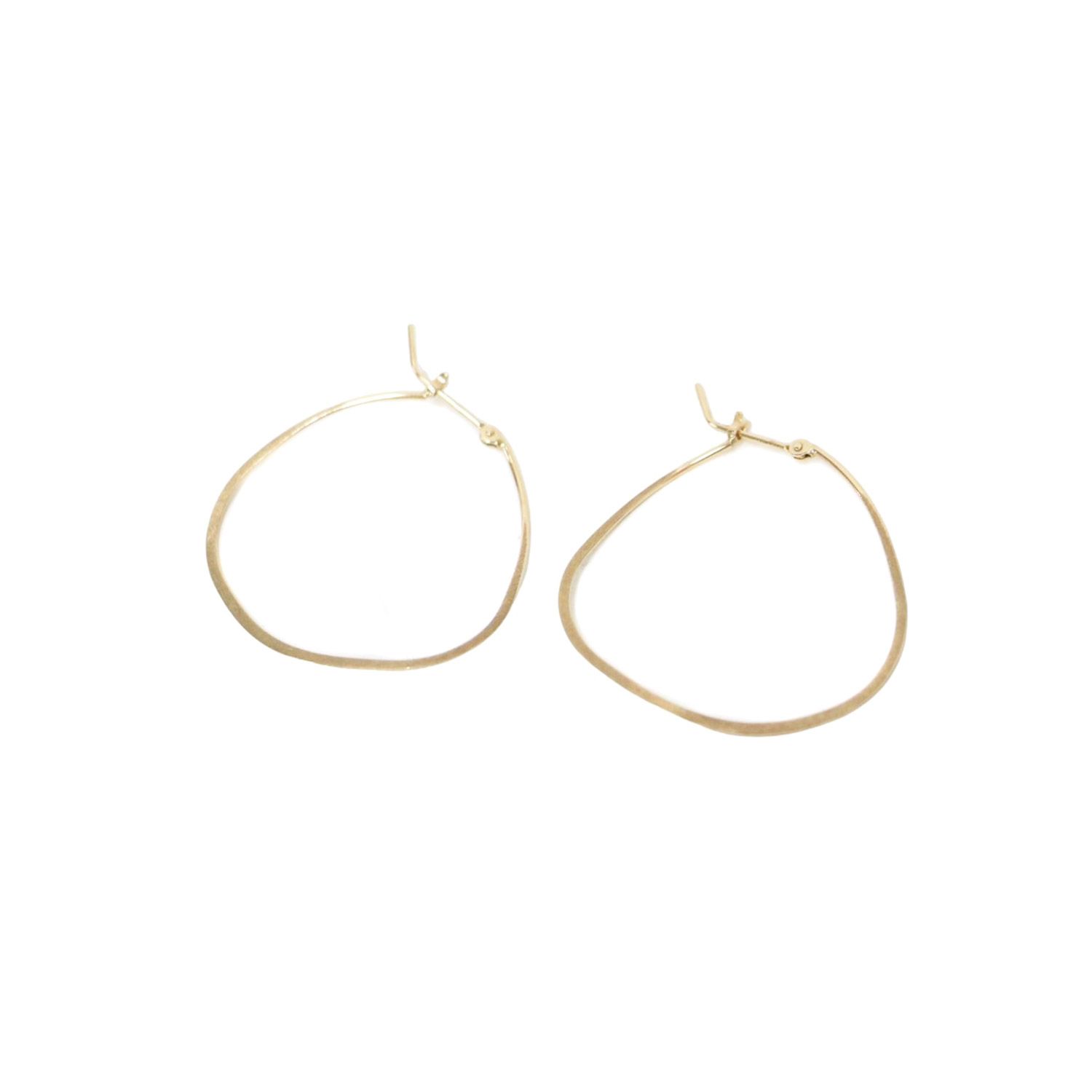 【完売品】agete マットフープピアス K10 K10フープピアス（ピアス（両耳用））｜agete（アガット）の