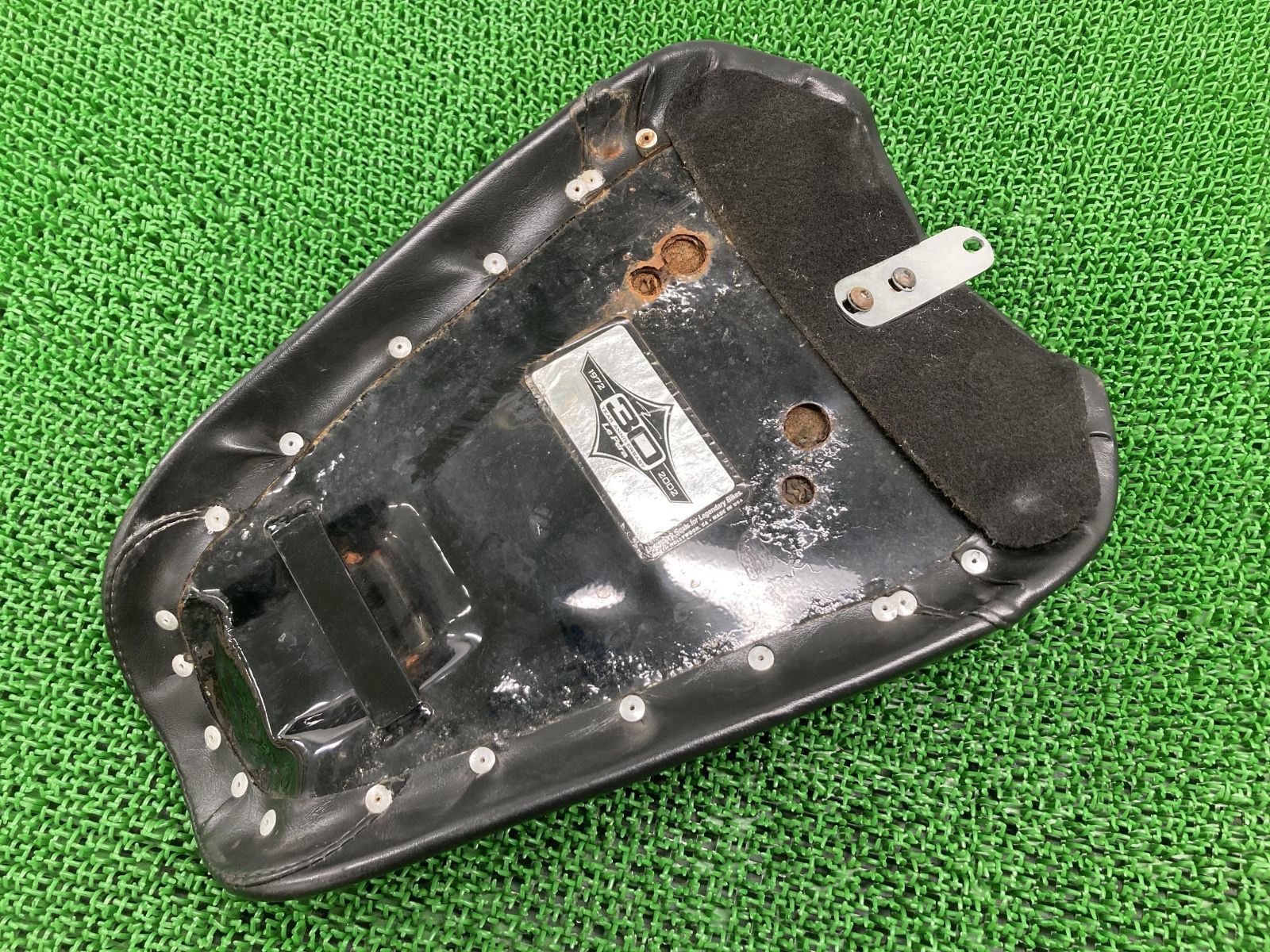 ラペラ Le Pera スポーツスター、ベアボーンズ ブラウン プリーツド