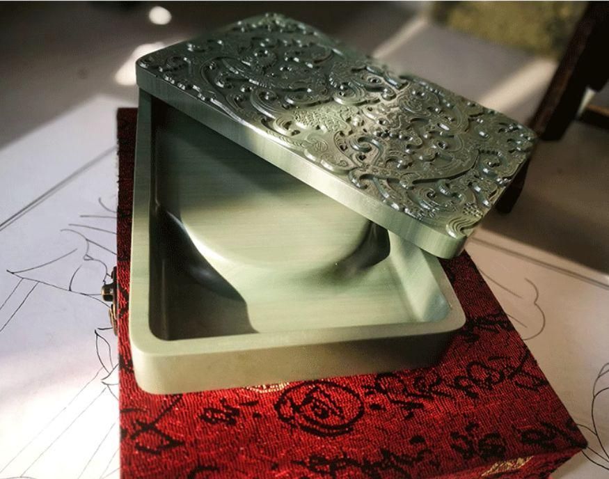 栄民　人魚に蛸　極上　根付　18g トヒト　東さ7-0825☆2F 栄民 人魚に蛸 極上 根付 18g トヒト 東さ7-0825☆2F