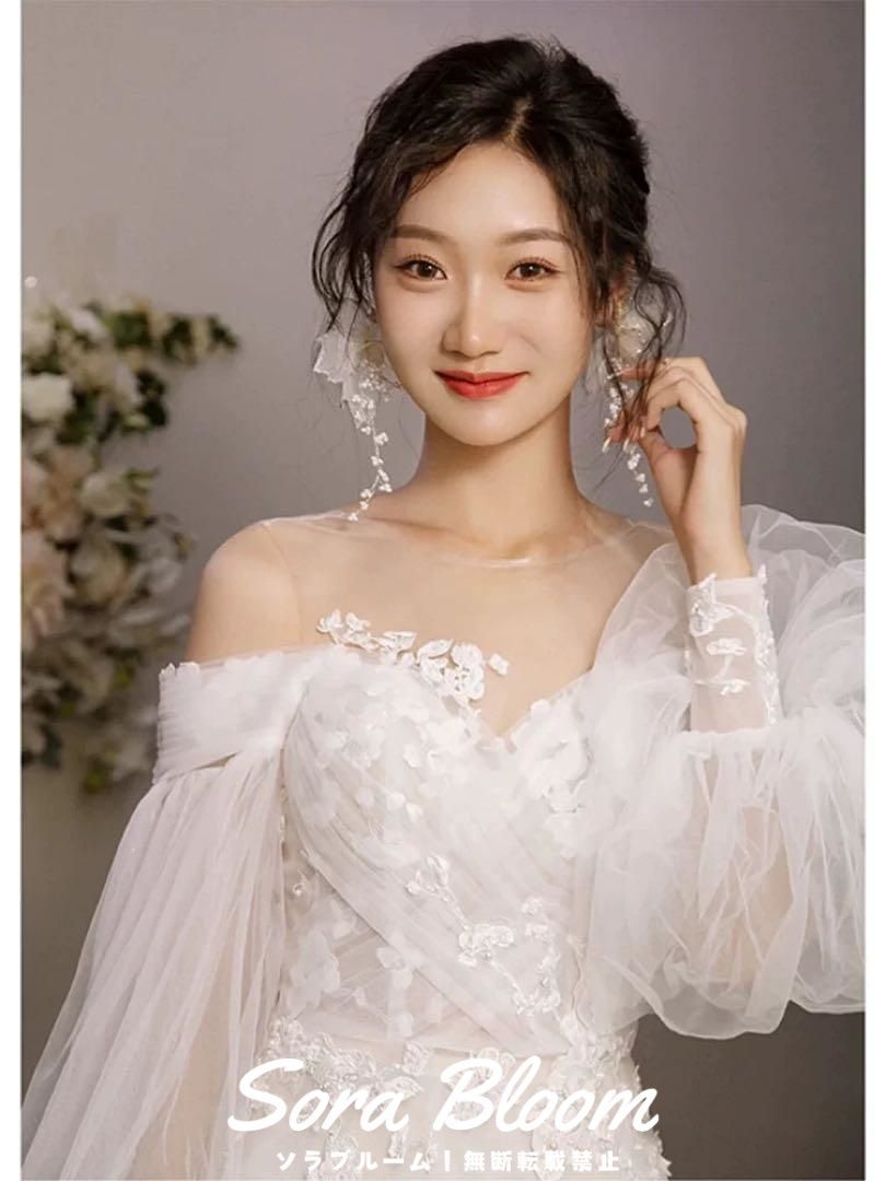 ウェディングドレス　ガーデンウェディング　前撮り　ボリュームスリーブ刺繍 新品未使用ウェディングドレス ガーデンウェディング 前撮り