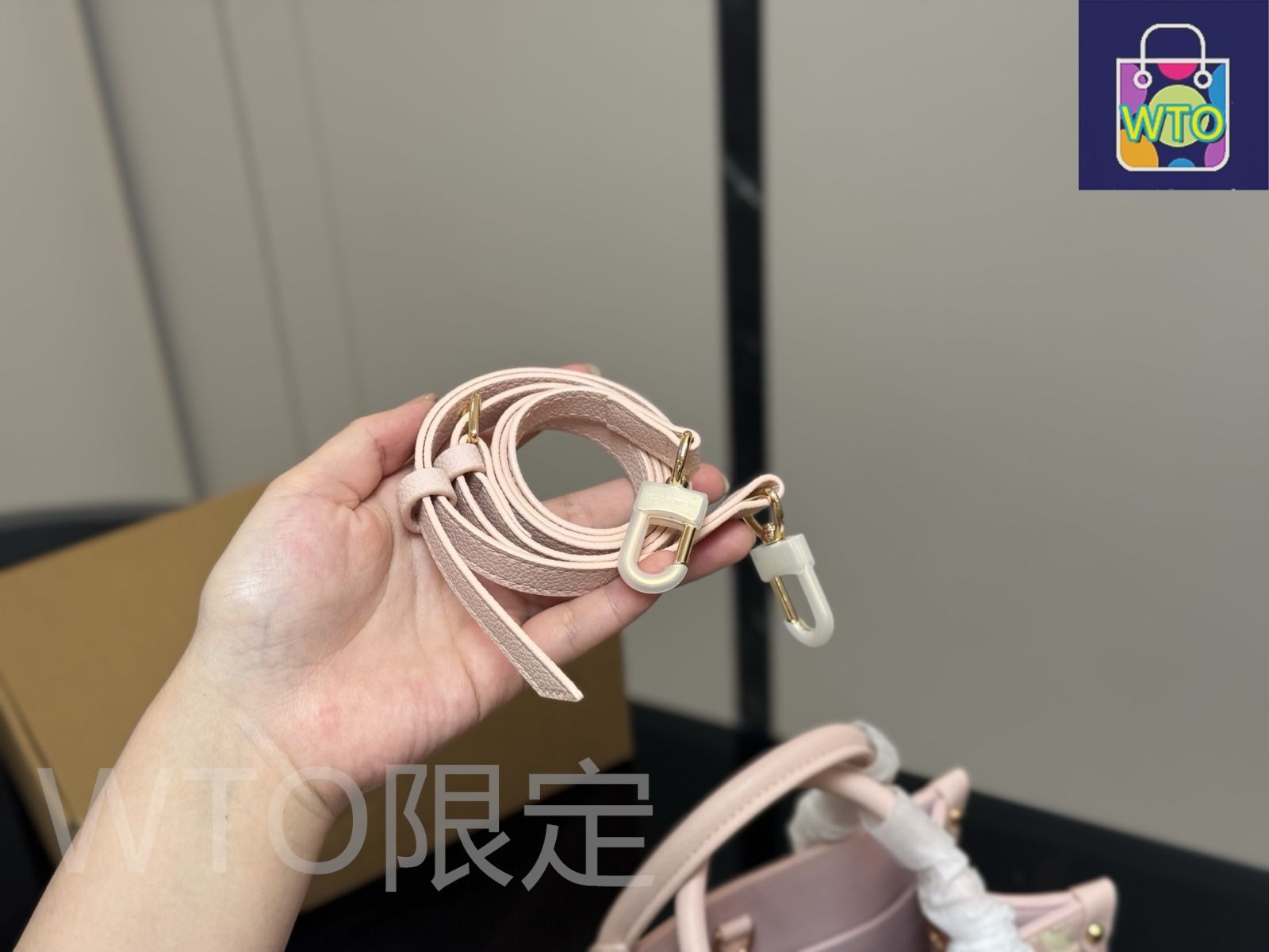 今日特価】Louis Vuitton ルイヴィトン オンザゴー シリーズ