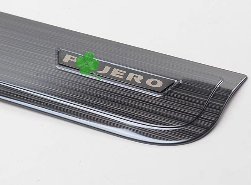 三菱 パジェロ V93V97 2色選択 ドアトリムカバー ドアパネル ドアプロテクタ ドアキックマット ステンレスZYL907おすすめ注目 FFCRYSTALESIA_COM