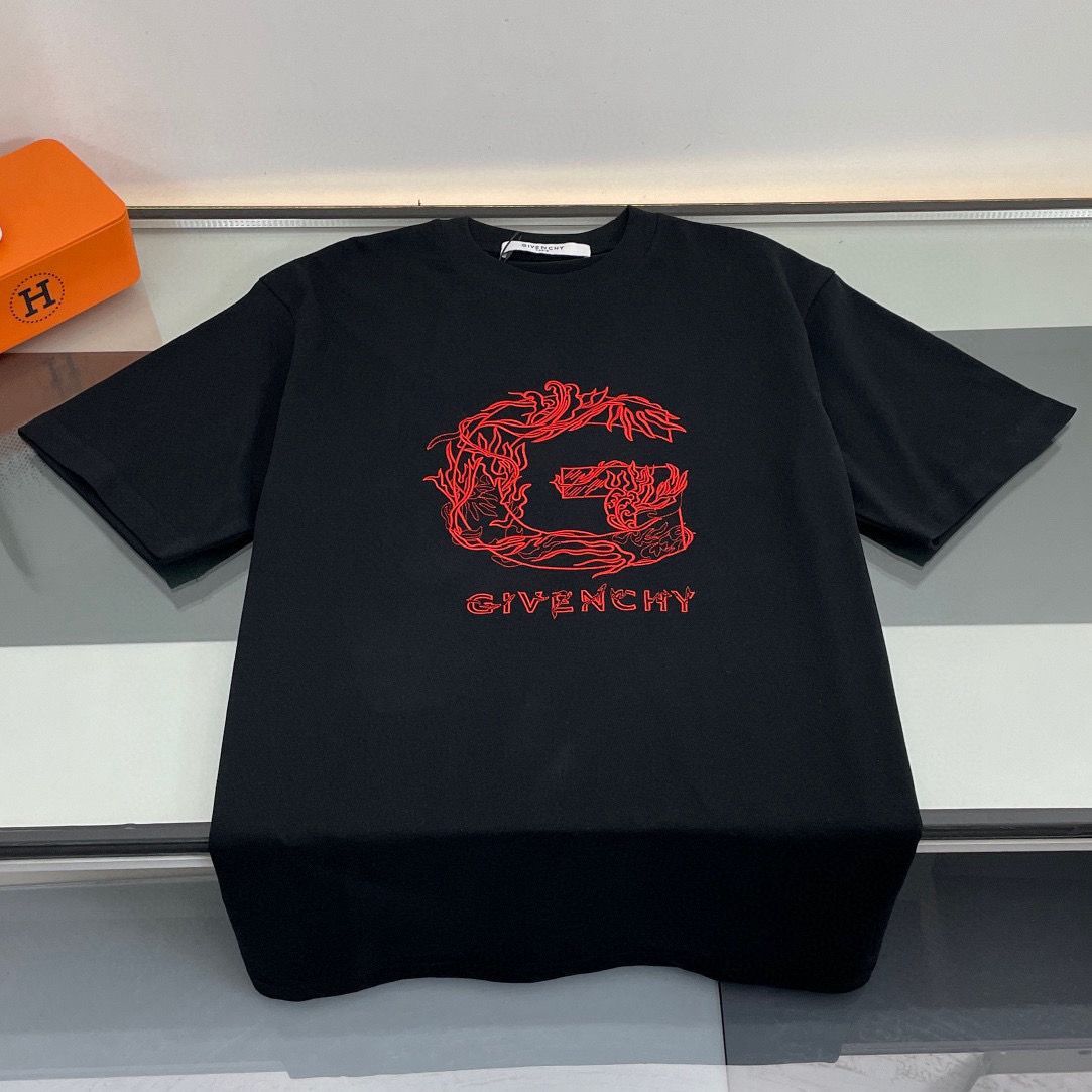 Givenchyジバンシー25S 刺繍ビッグGロゴ半袖Tシャツ