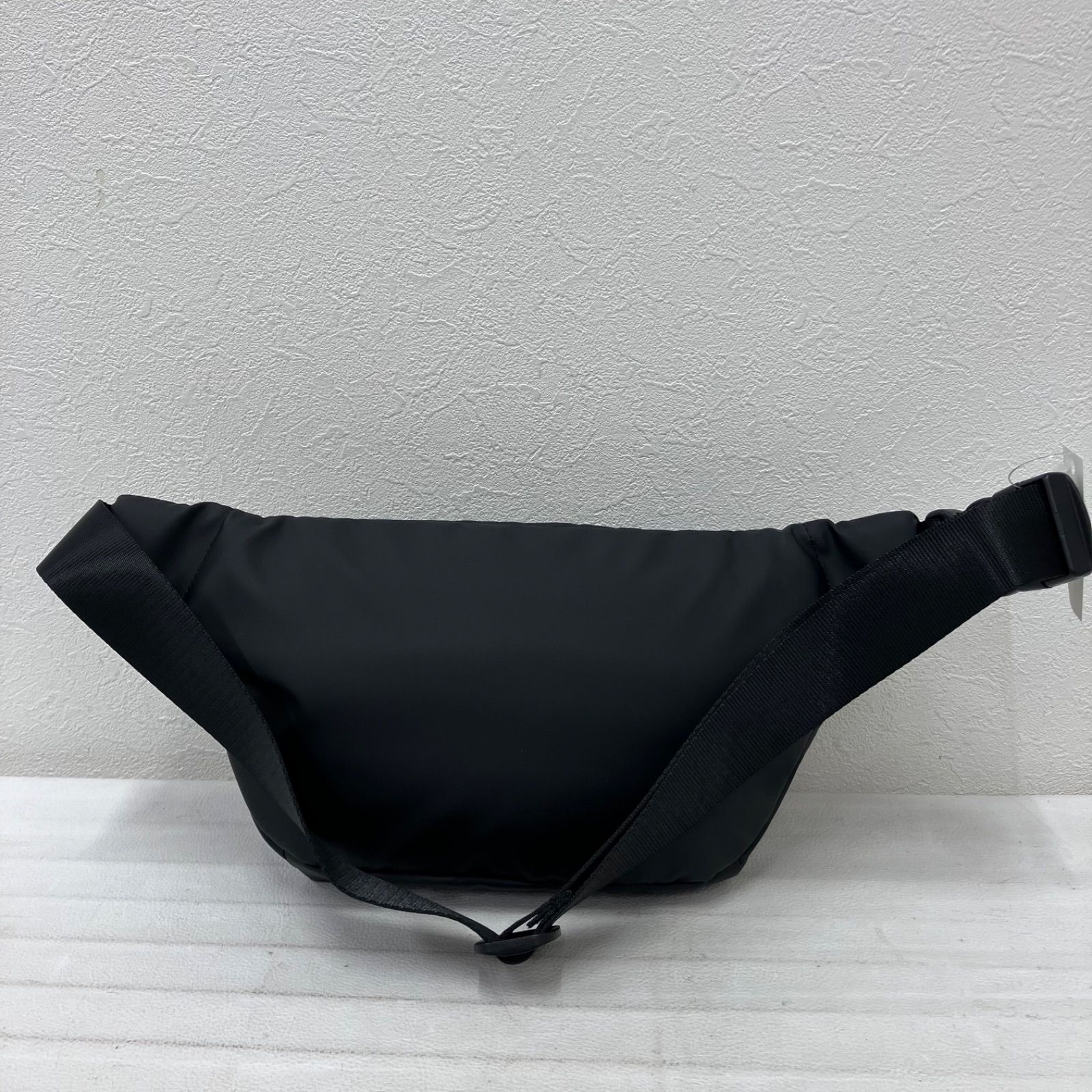 4974 MARY QUANT マリークワント マリクワ ボディバッグ ボディー