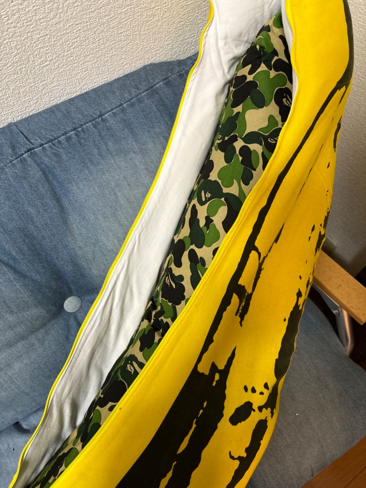 BAPE ANDY WARHOL ABC BANANA CUSHION 緑カモ 【公式通販】
