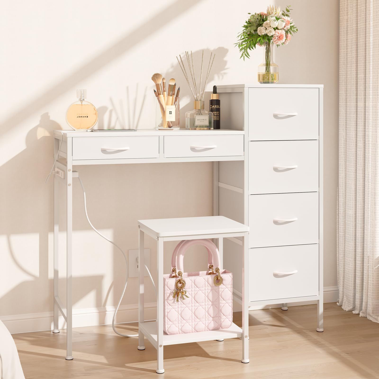 カリモク　ウォールナット　猫脚　コンソール　飾り棚　キャビネット　サイドテーブル kaguemon_ku-wcst-106