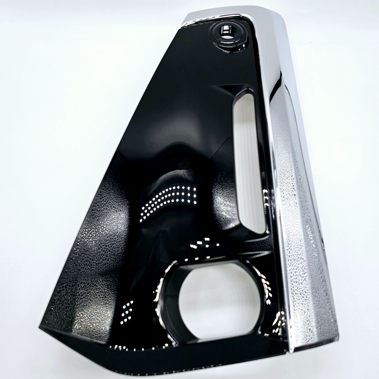 ルーミー　TOYOTA 純正フォグランプガーニッシュ 08401-B1476 Amazon | TOYOTA(トヨタ) 純正部品 FOG LAMP GARNISH 品番08401