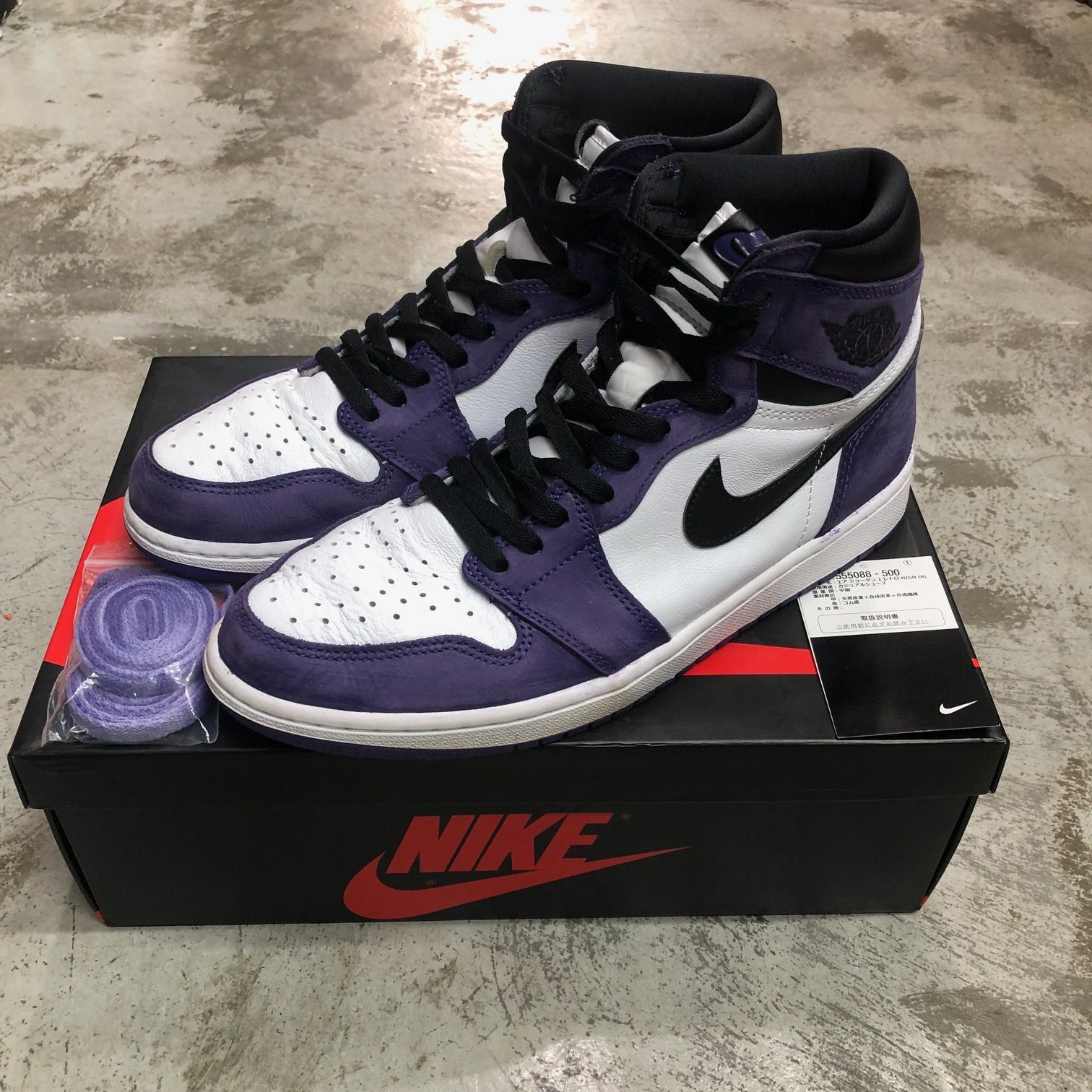 国内正規 Nike Air Jordan 1 Retro High OG Court Purple 555088-500