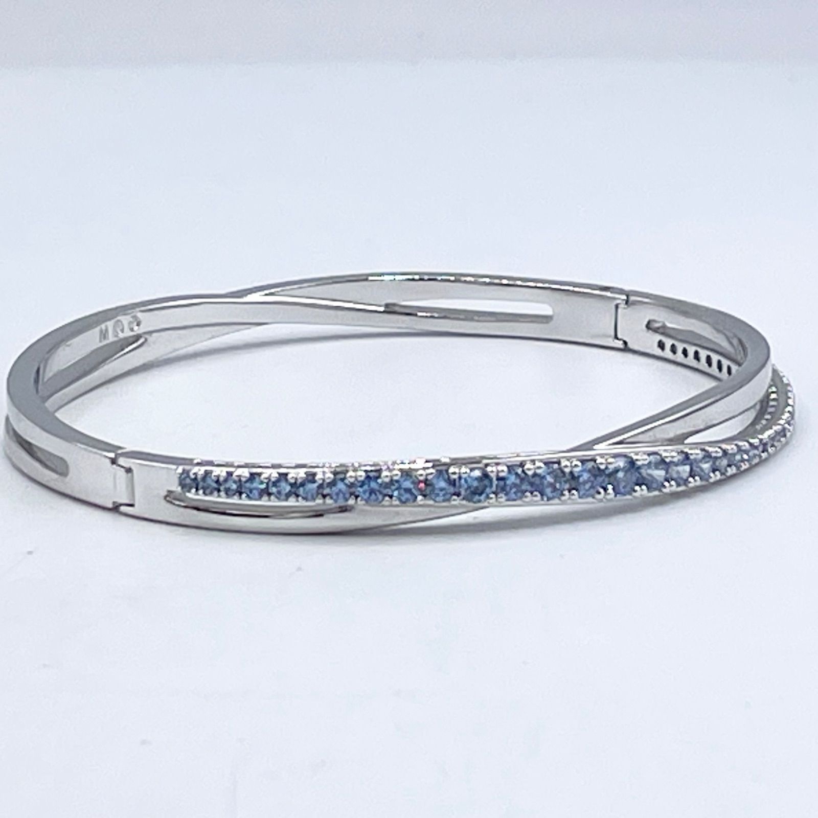 SWAROVSKI スワロフスキー Twist Rows Crystal ツイスト クリスタル 