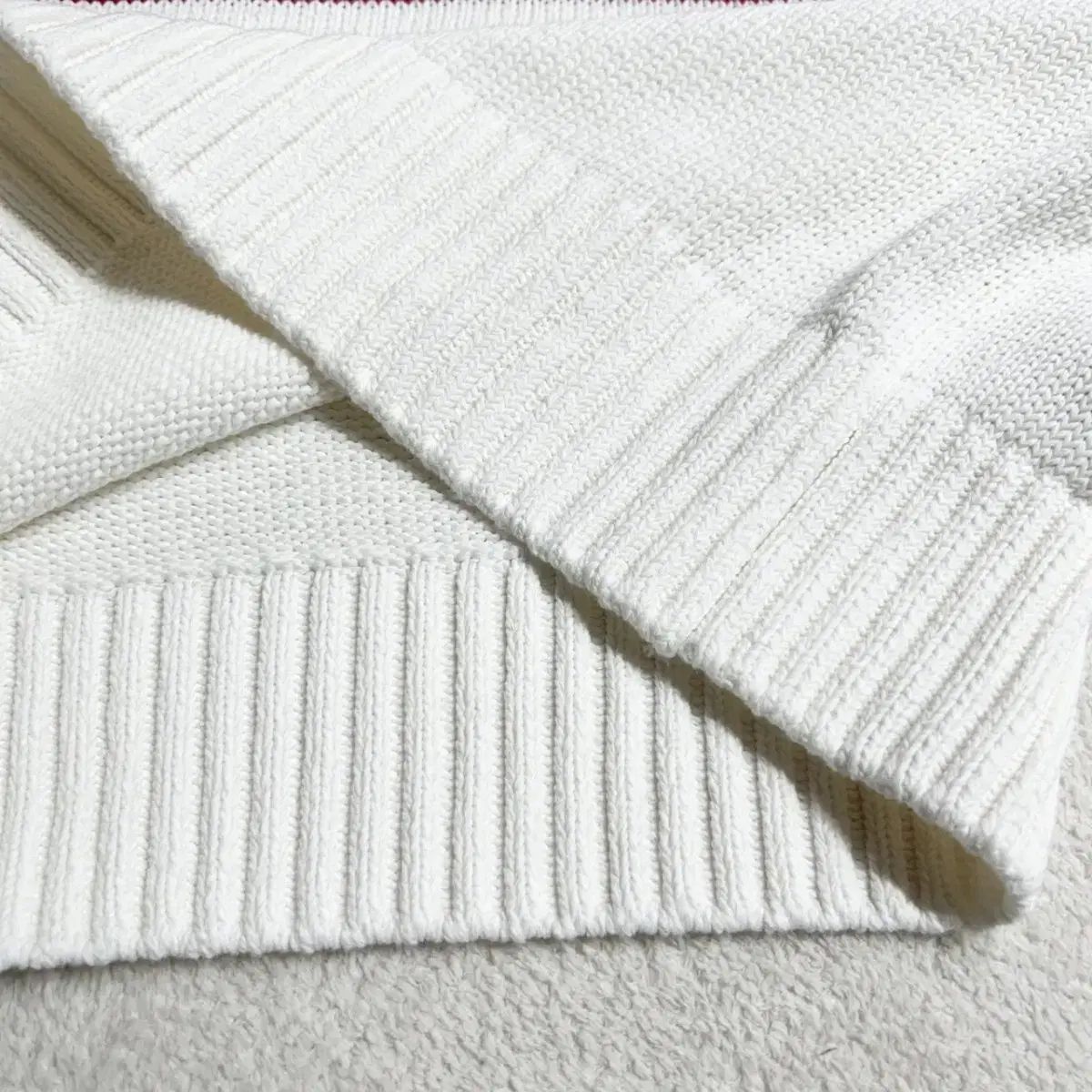 インタルシア ニット