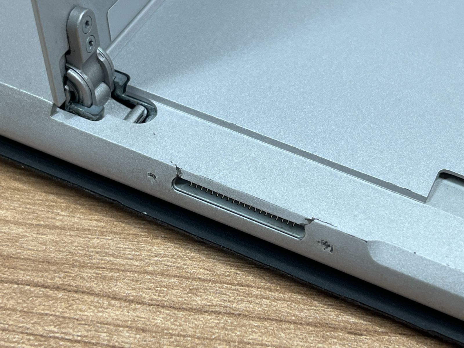 SIM・美品】0631 Surface Go2 LTE Office2024 Win11 タブレット