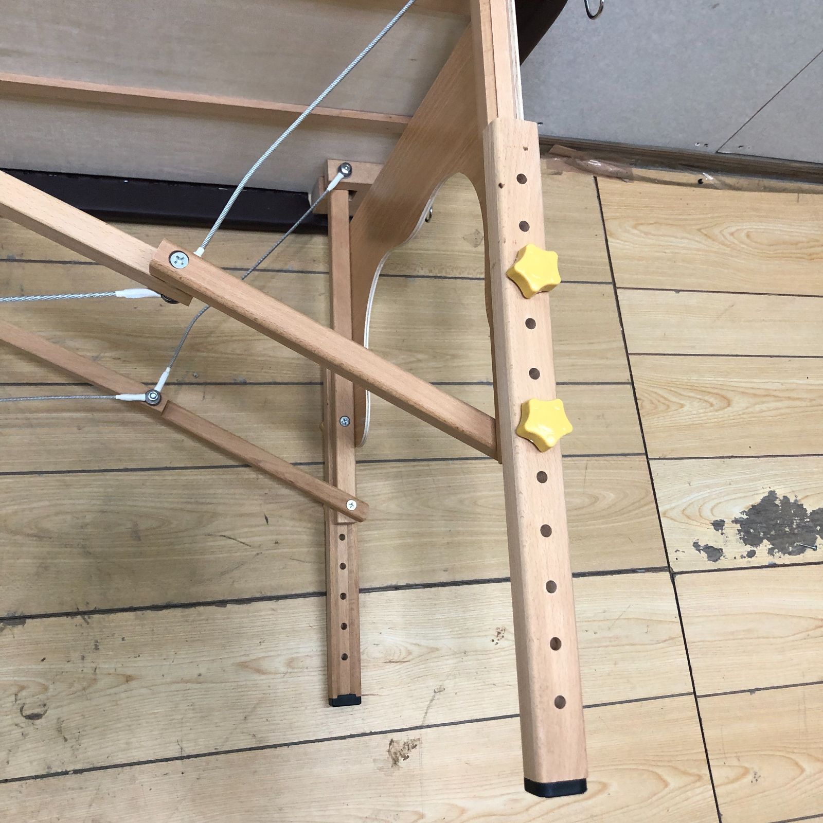 超美品 折り畳み エステベッド ブラウン 軽量 コンパクト 専用バッグ付