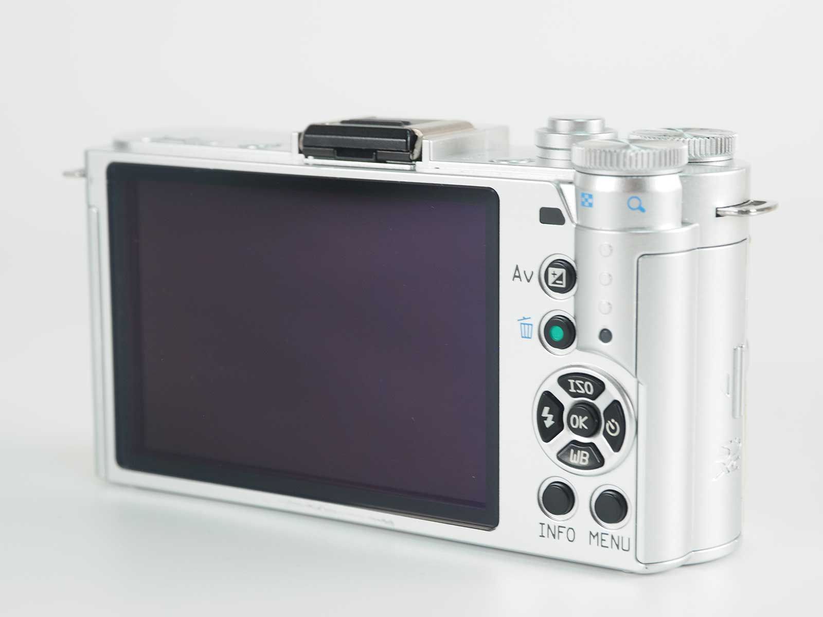 ペンタックス PENTAX Q-S1 Digital Camera White × Silver 02
