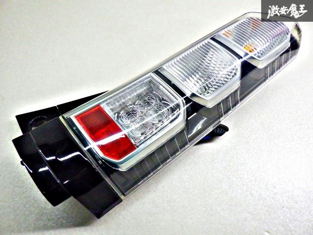 ホンダ 純正 JF1/JF2 N-BOX Nボックス 純正 テールランプライトレンズ