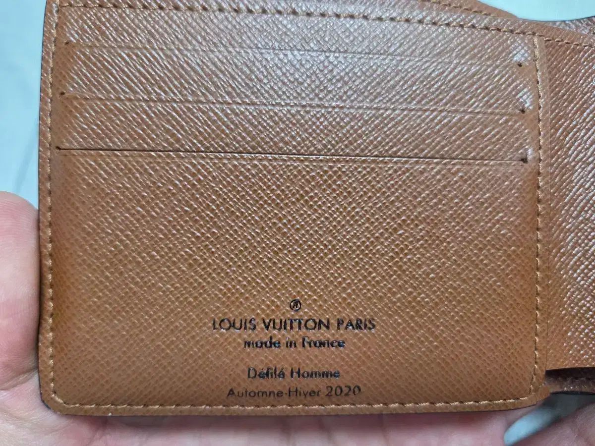 Vuitton ルイヴィトン
