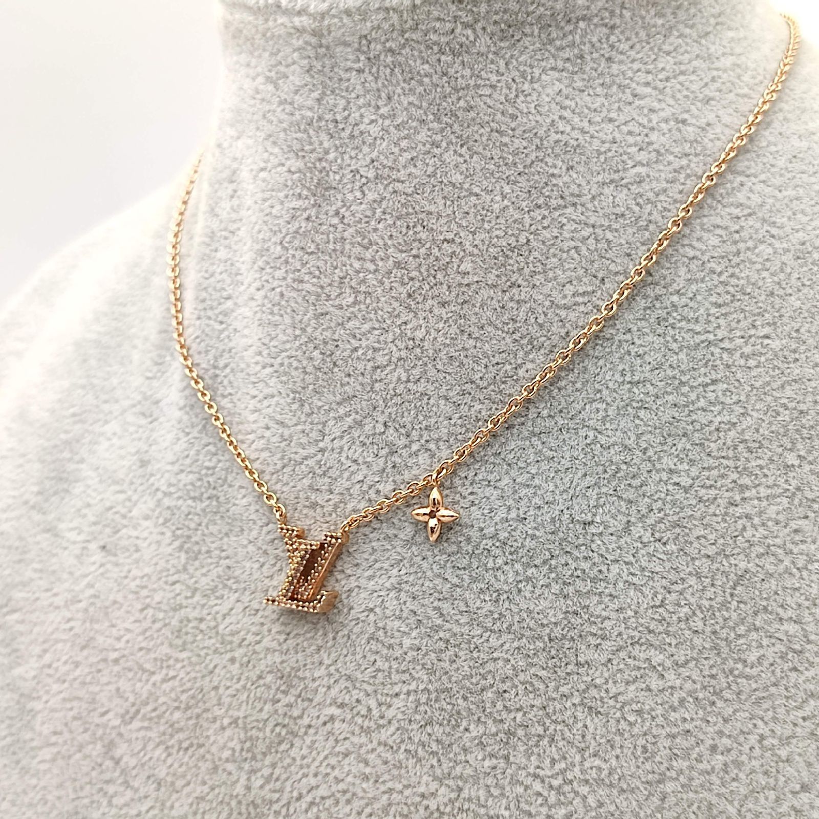 美品】ルイヴィトン コリエ・LV アイコニックネックレス ピンク 