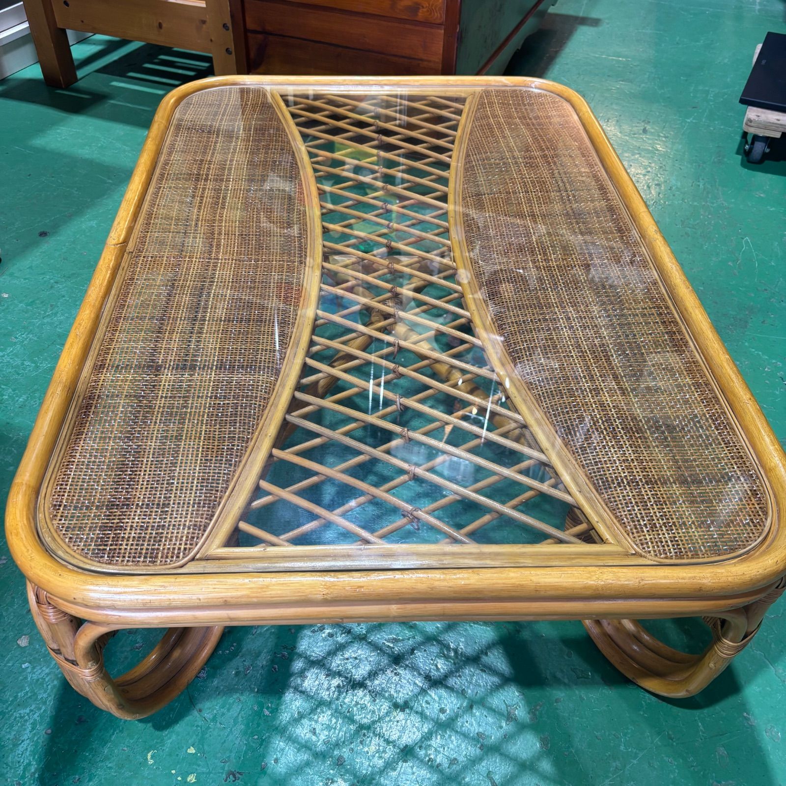 アンティーク】籐 ラタン ガラスローテーブル センターテーブル 楕円形